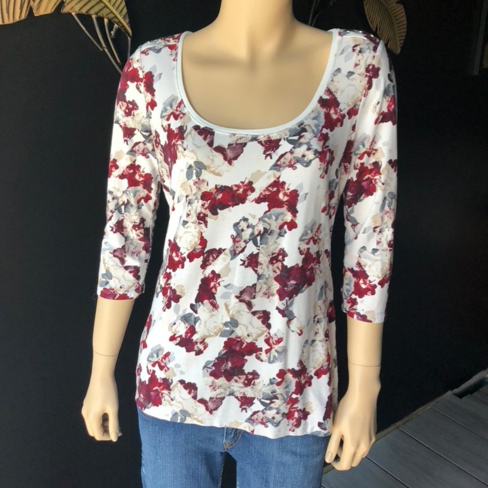 White House Black Market Floral Top